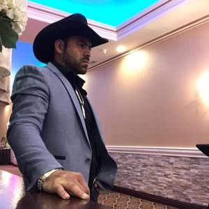 Meet your Posher, Alberto